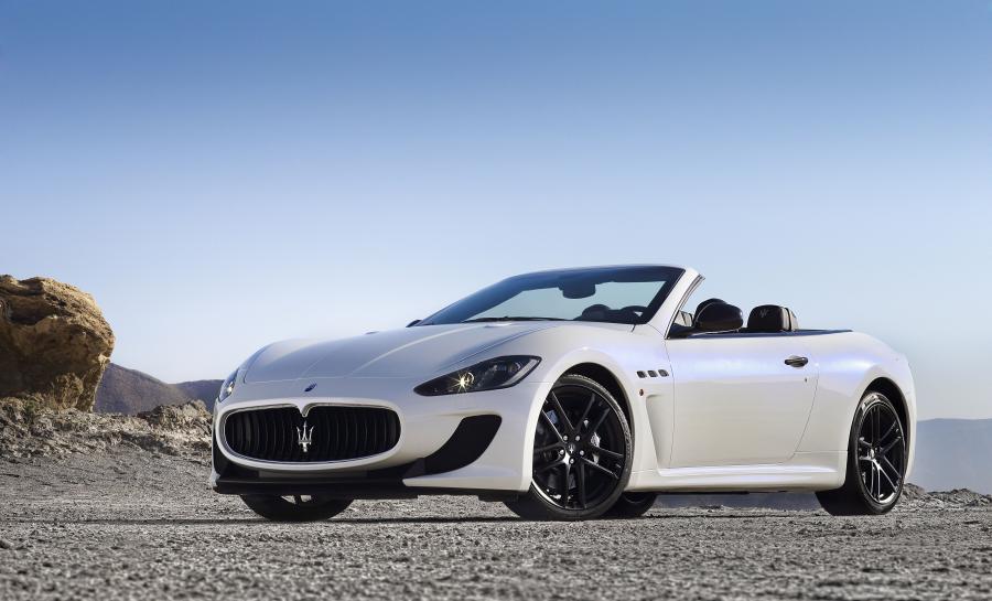  Maserati GranCabrio MC 2012 года  (фото 12 из 12)